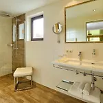 Muntanella Guest house