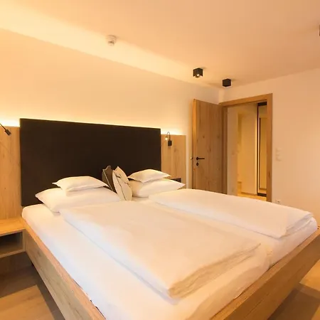 Muntanella Pensjonat 4*