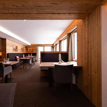 Penzion Muntanella 4*